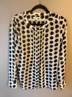 Banana Republic polka dot sheer blouse.  Black/ Off White. Size medium